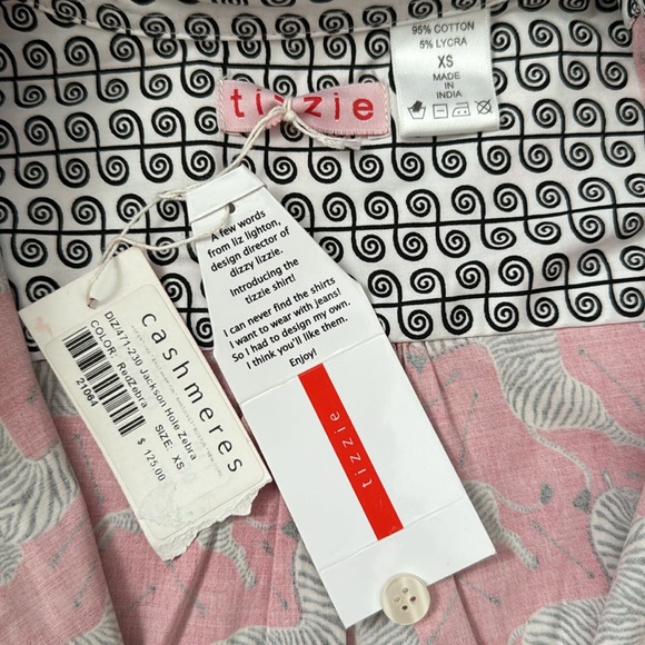 NWT Tizzie red with zebras button down blouse, Sz XS - Picture 12 of 14
